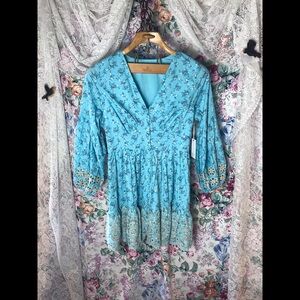 🚫SOLD 🚫A Collective Story Los Angeles adorable embroidered blue dress, XL!